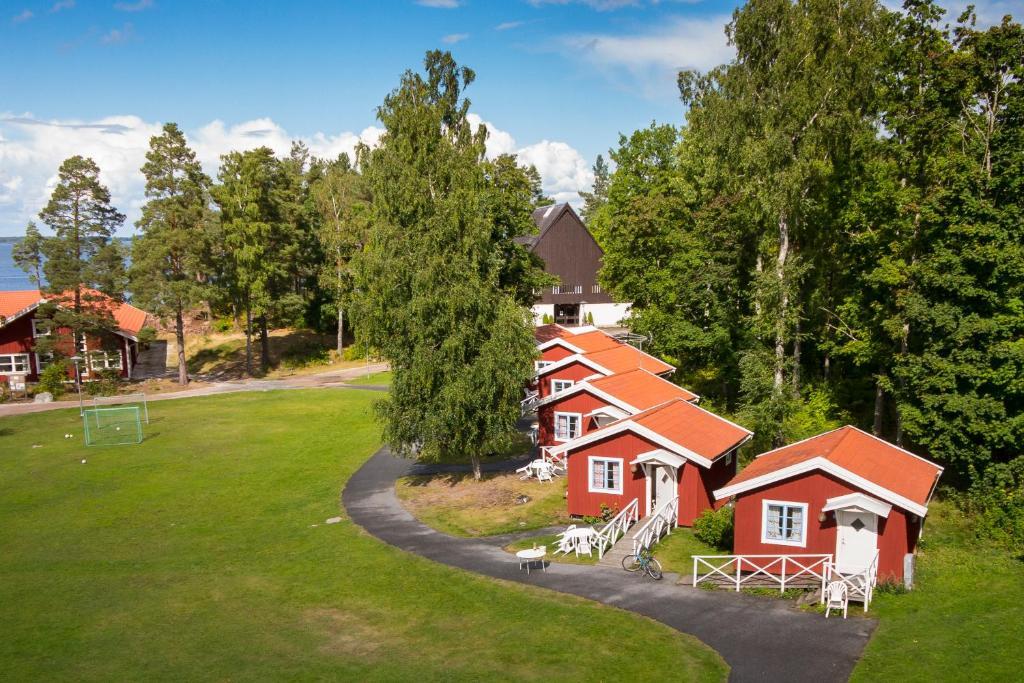 Hjaelmargarden Läppe Quarto foto